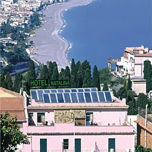 https://natalina.taorminaitalyhotels.com