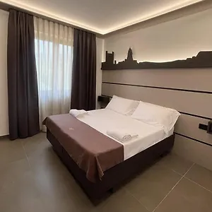 https://palace-due-ponti-hotel.it-tuscanyhotel.com